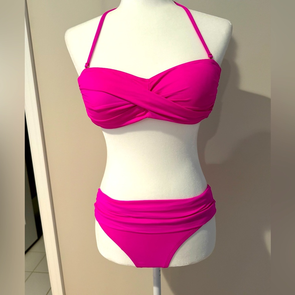 Bathing suit. 2 piece